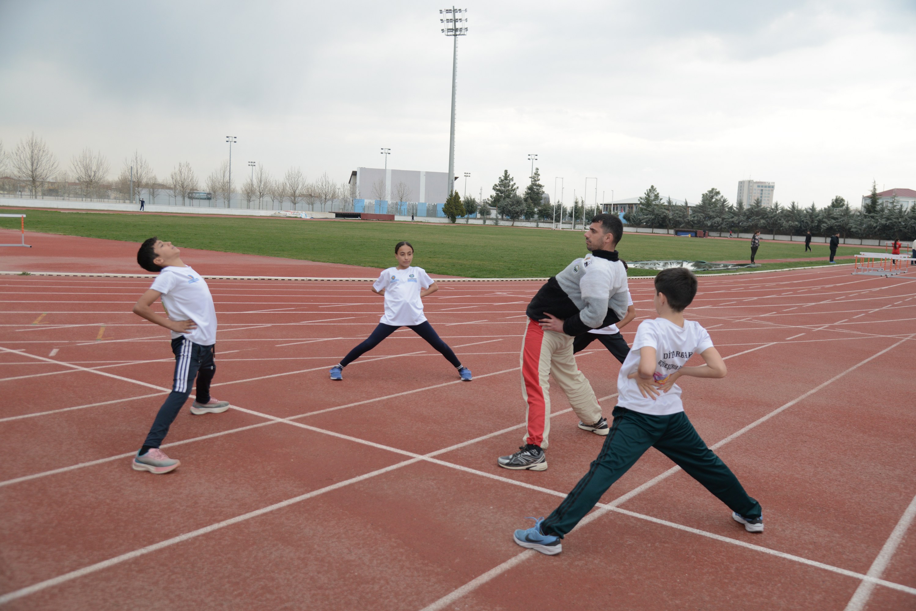 Diyarbakır Atletleri U14 Türkiye Şampiyonası'nda Zirveye Koştu - Kare 6