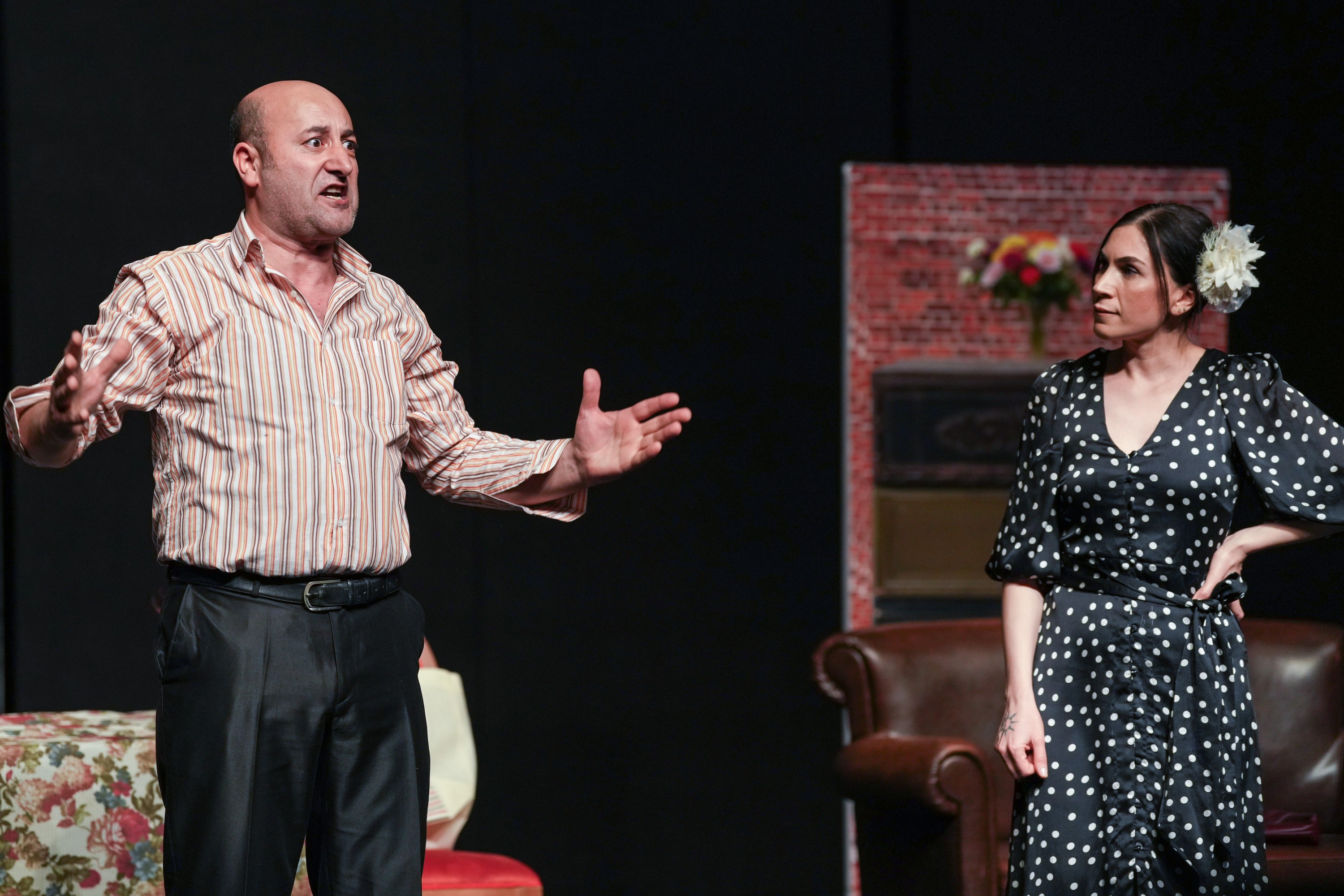 Diyarbakır Eşbaşkanları Dario Fo'nun 'Berû' Oyununu İzledi - Kare 4