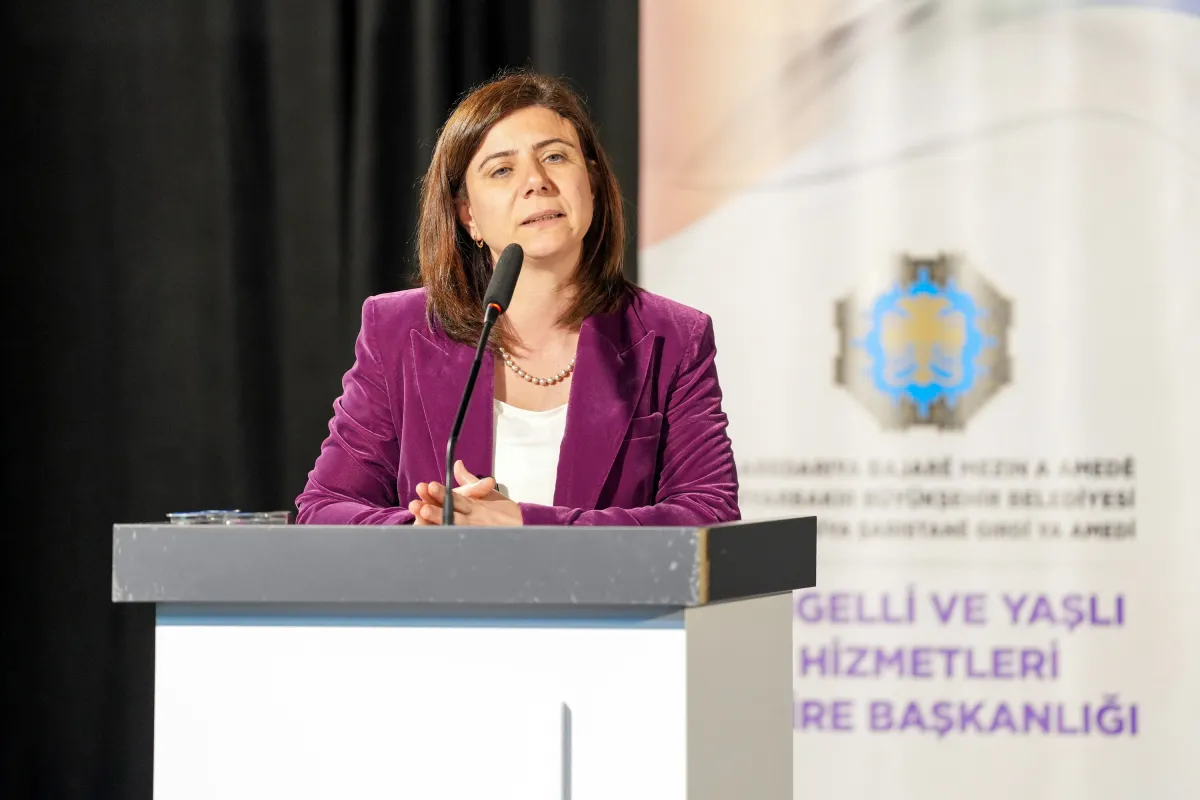 Diyarbakır'da Kanser Haftası Semineri: 3 Bin Tanıya Dikkat Çekildi