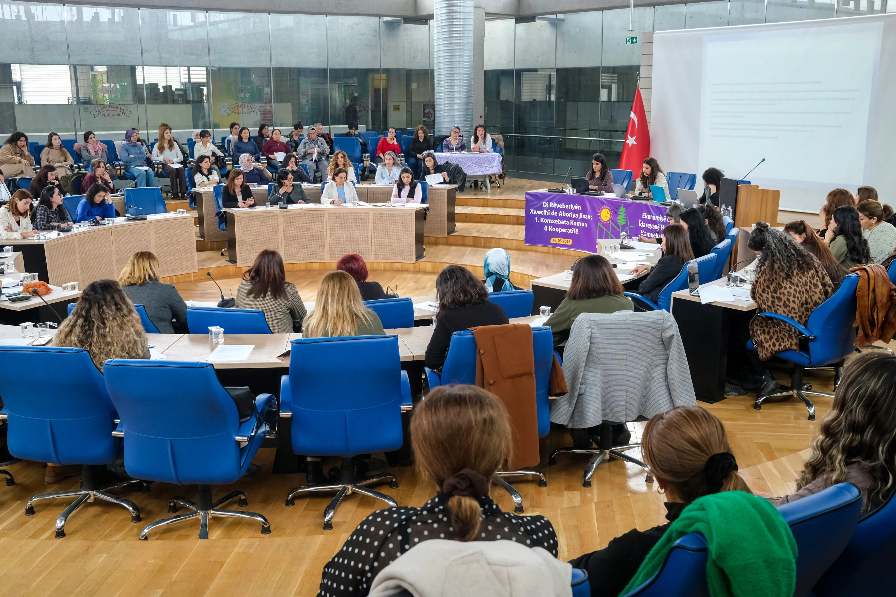 Kadın Ekonomisi Çalıştayı Diyarbakır'da: Kooperatif ve Komün Modelleri - Kare 1