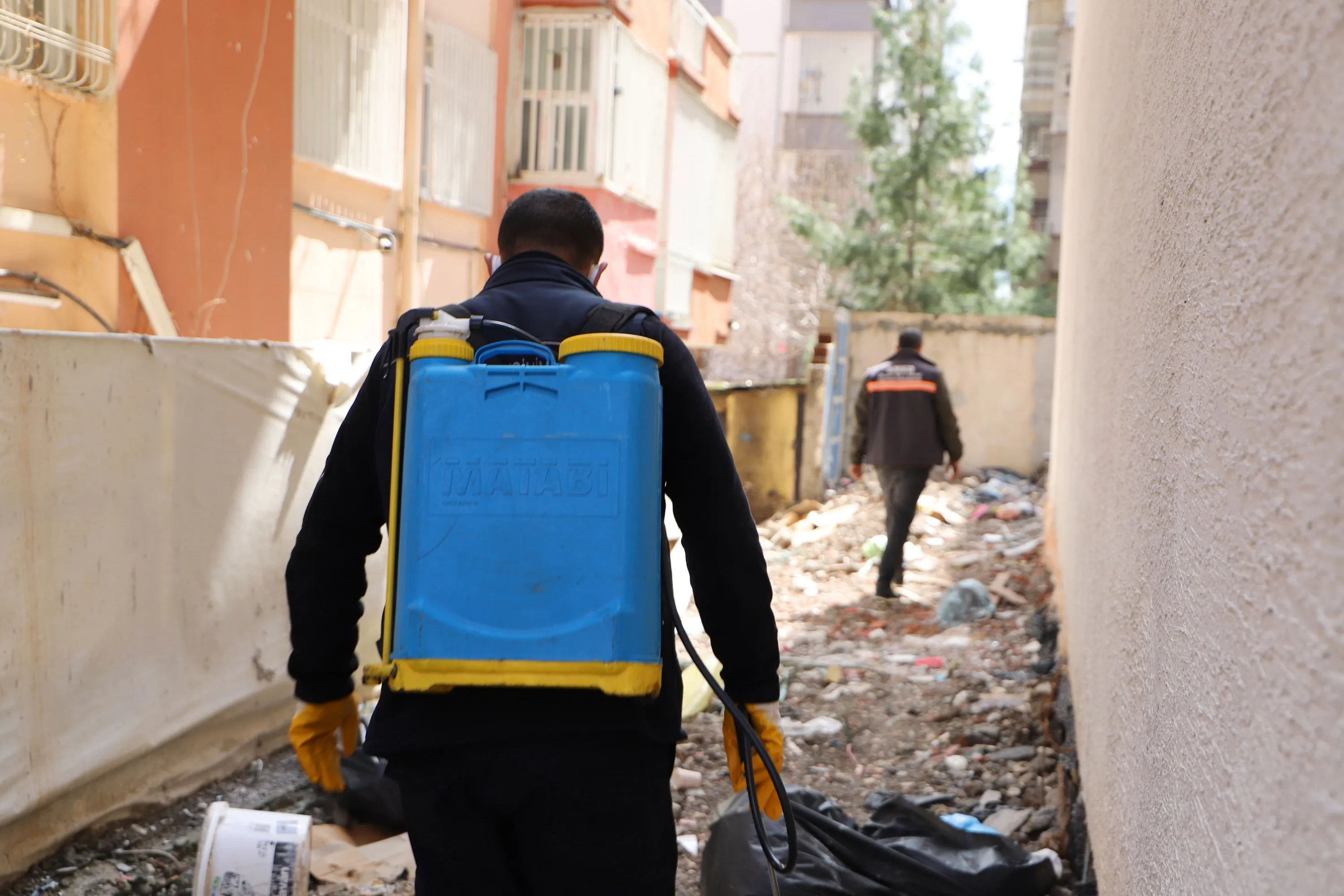 Diyarbakır'da Haşereyle Mücadele Hız Kesmeden Devam Ediyor - Kare 7