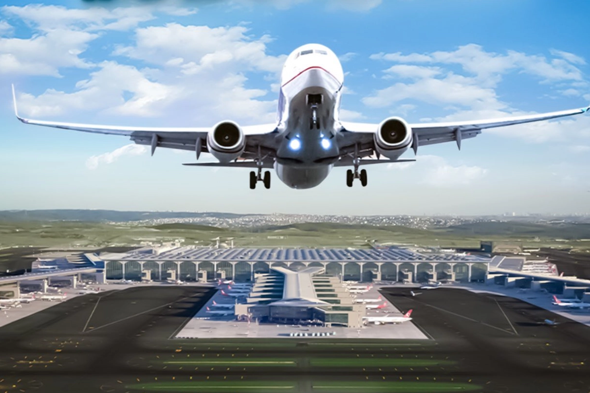 Türk hava sahasında çifte rekor! Bin 745 transit uçuş, 6 bin 110 toplam trafik